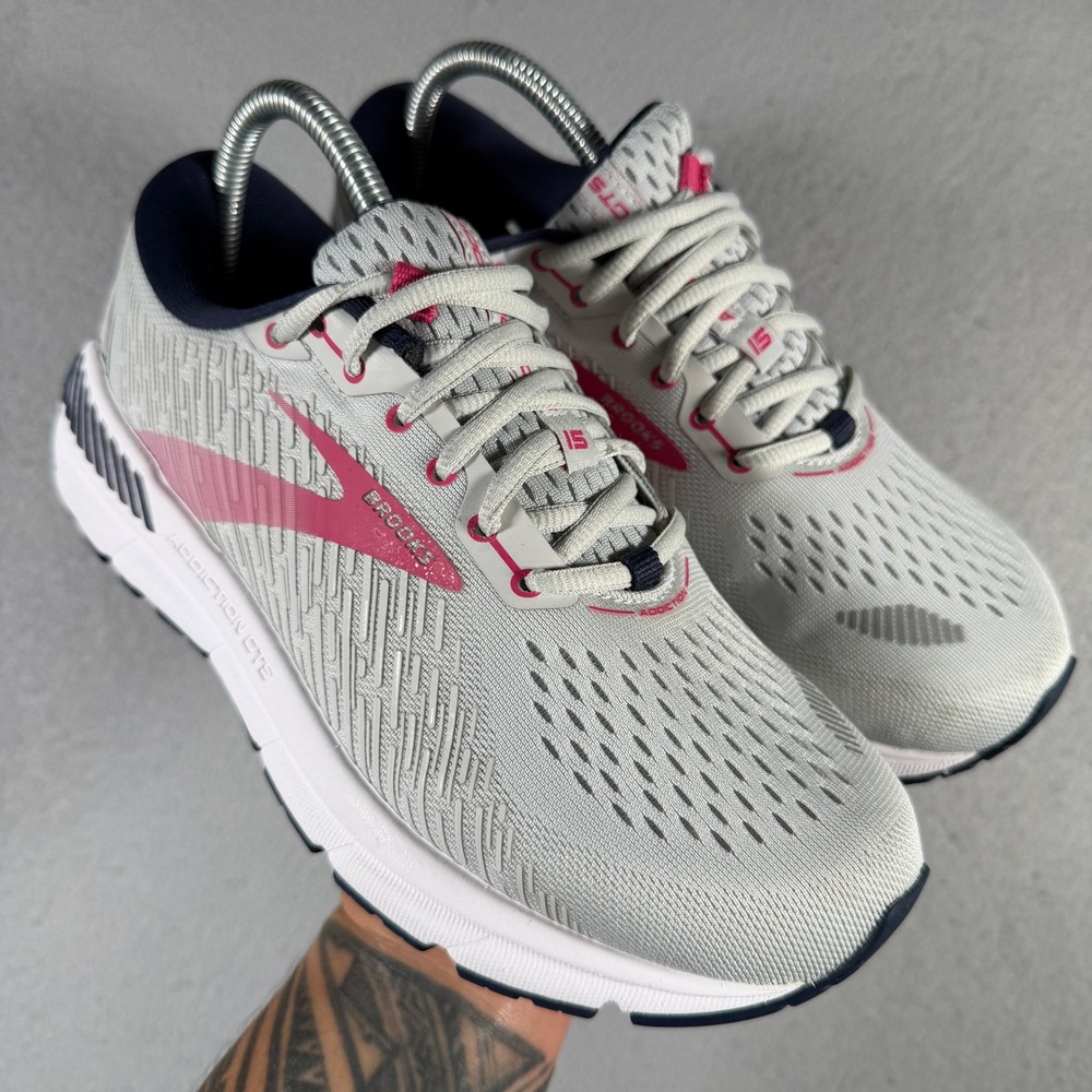 Brooks Addiction GTS 15 Womens 8 Extra Wide 2E Grey Pink Running 1203522E054